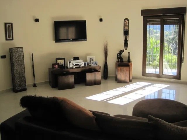 Property 2448 - Image 17